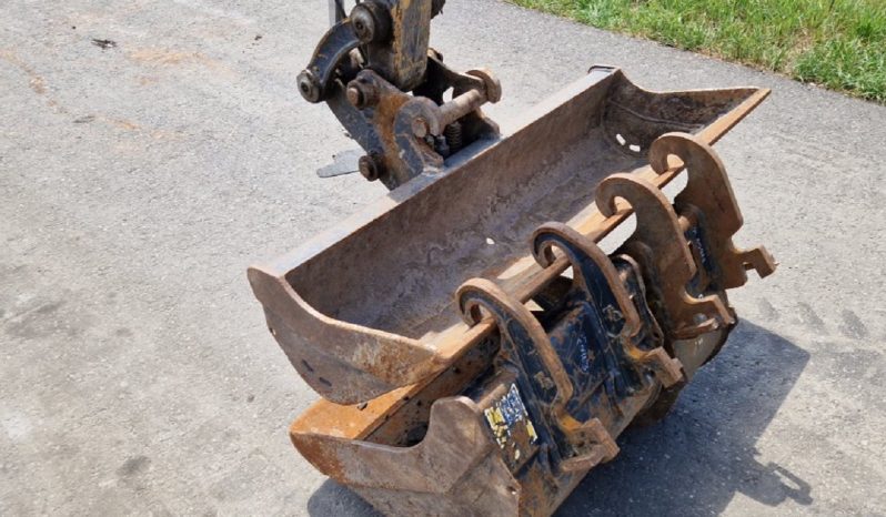 2019 CAT 302.7DCR full